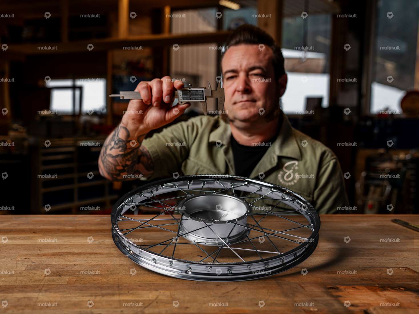 Siggnature spoking (157 mm spokes) 17" rear rim ring | Piaggio Ciao Carousel Image 1