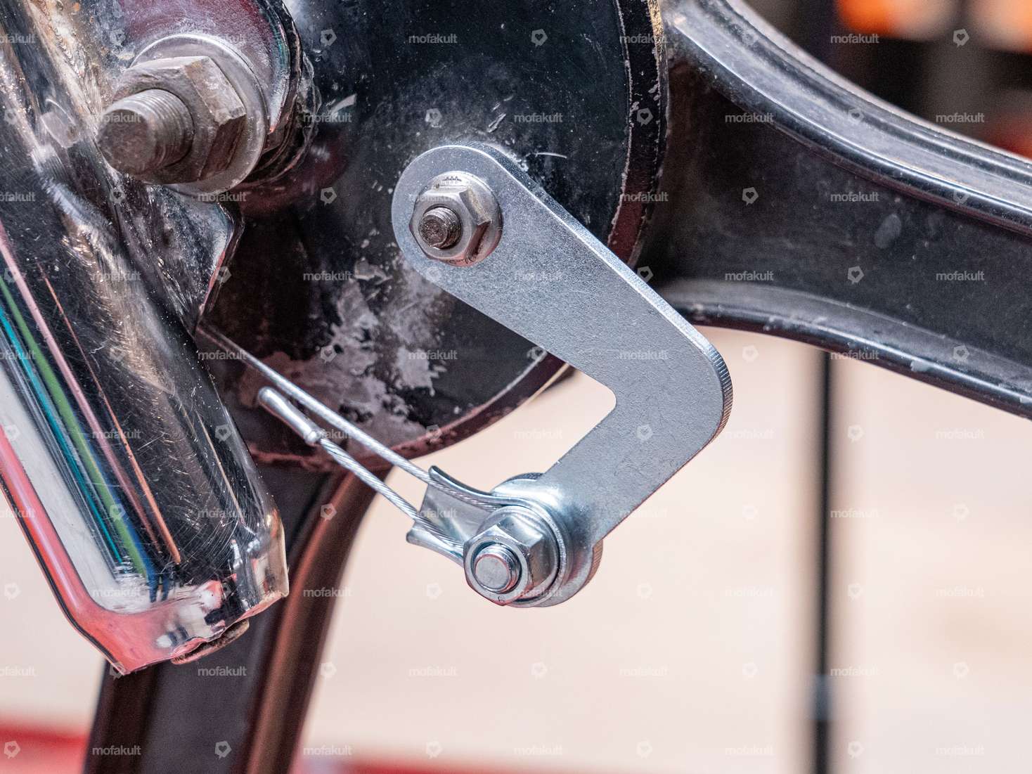 swiing® ingenious brake lever front wheel EBR telescopic fork | Piaggio Ciao Carousel Image 3