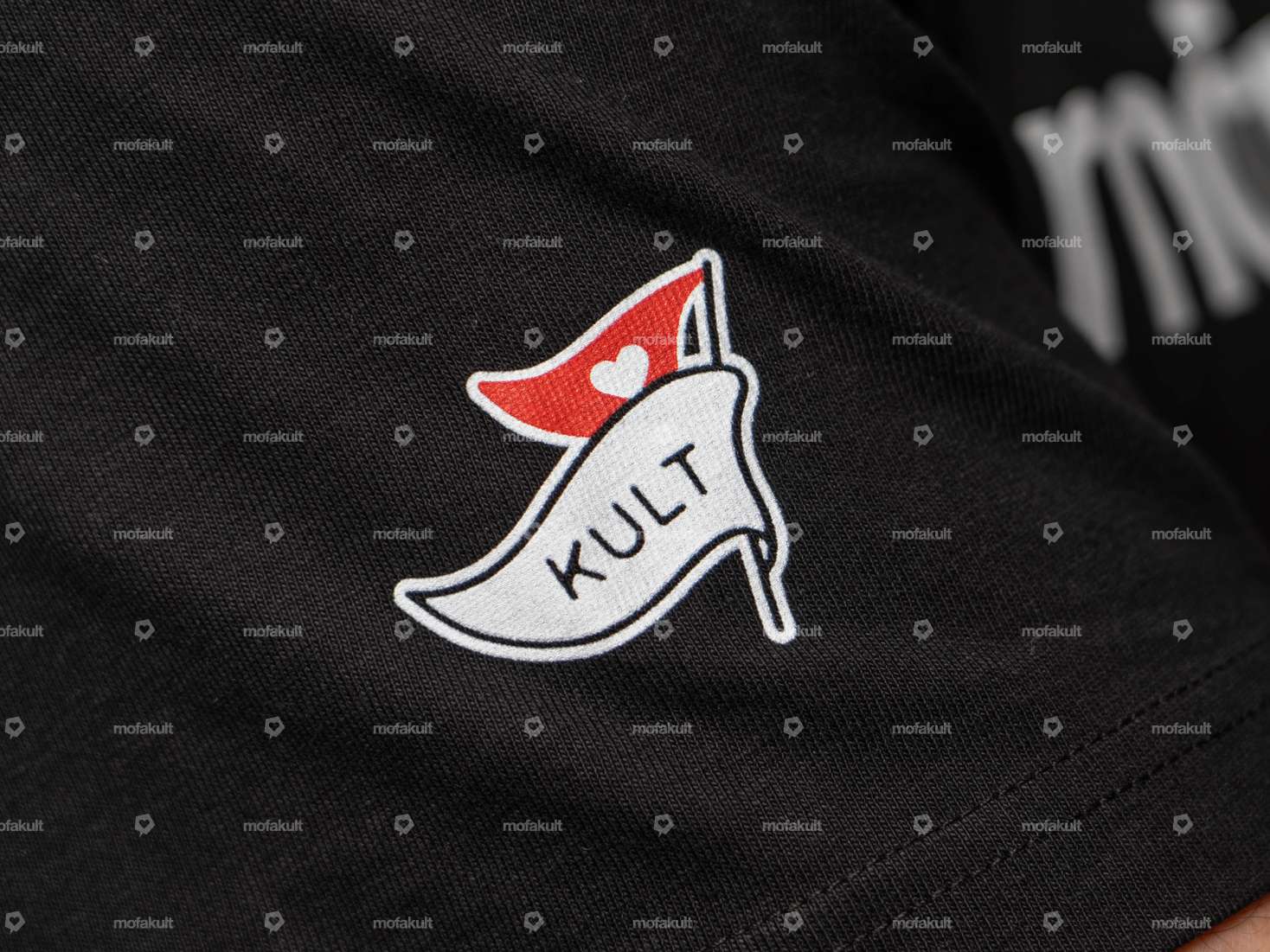 mk-Merch T-Shirt "Heart" UNISEX black Carousel Image 5